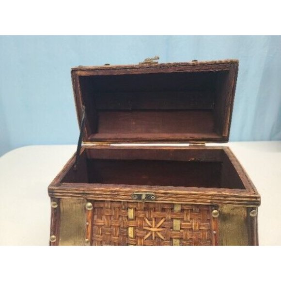 Vintage Wood, Wicker and Copper Treasure Chest ~ Treasure Box - Picture 7 of 9